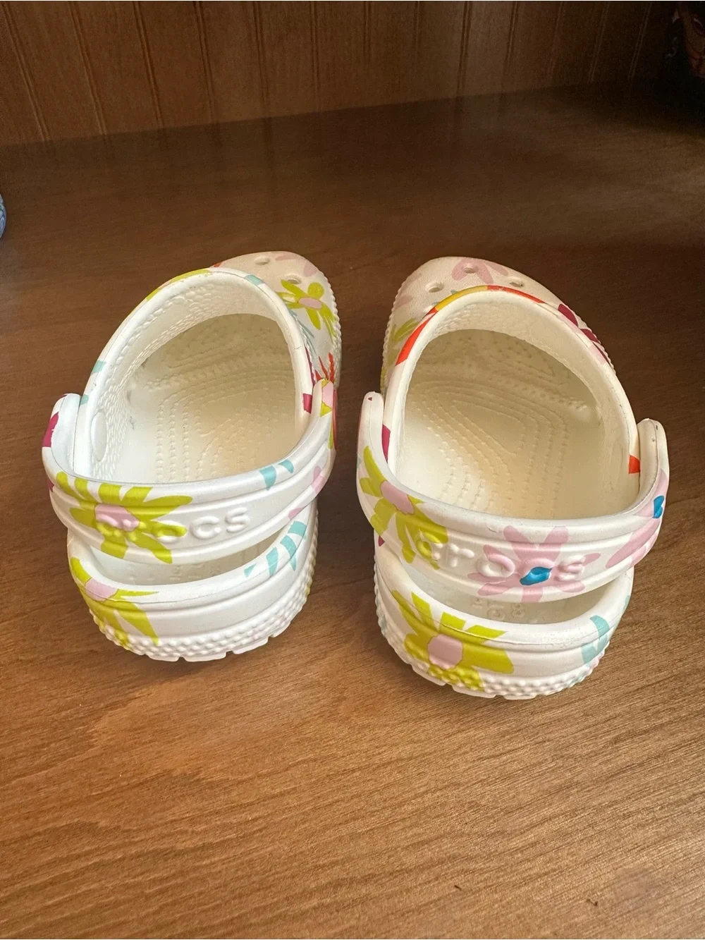 Bundle Girls Size 6 & 7 Crocs Jessica Simpson Sandal Old Navy Flat Carter Boots